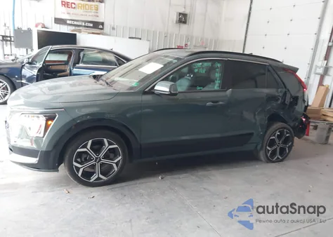 2023 Kia Niro Ex Touring z USA, uszkodzony, nr VIN KNDCR3LE7P5047244